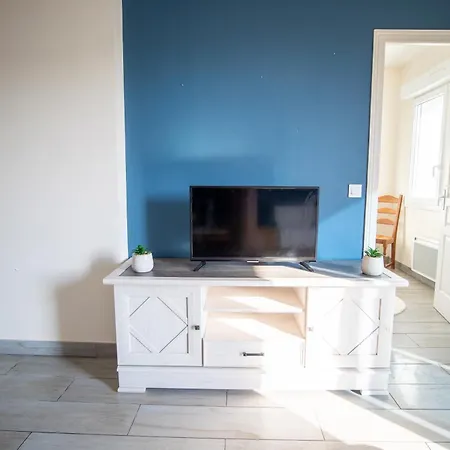 A Trois Minutes De La Gare 사르투르빌